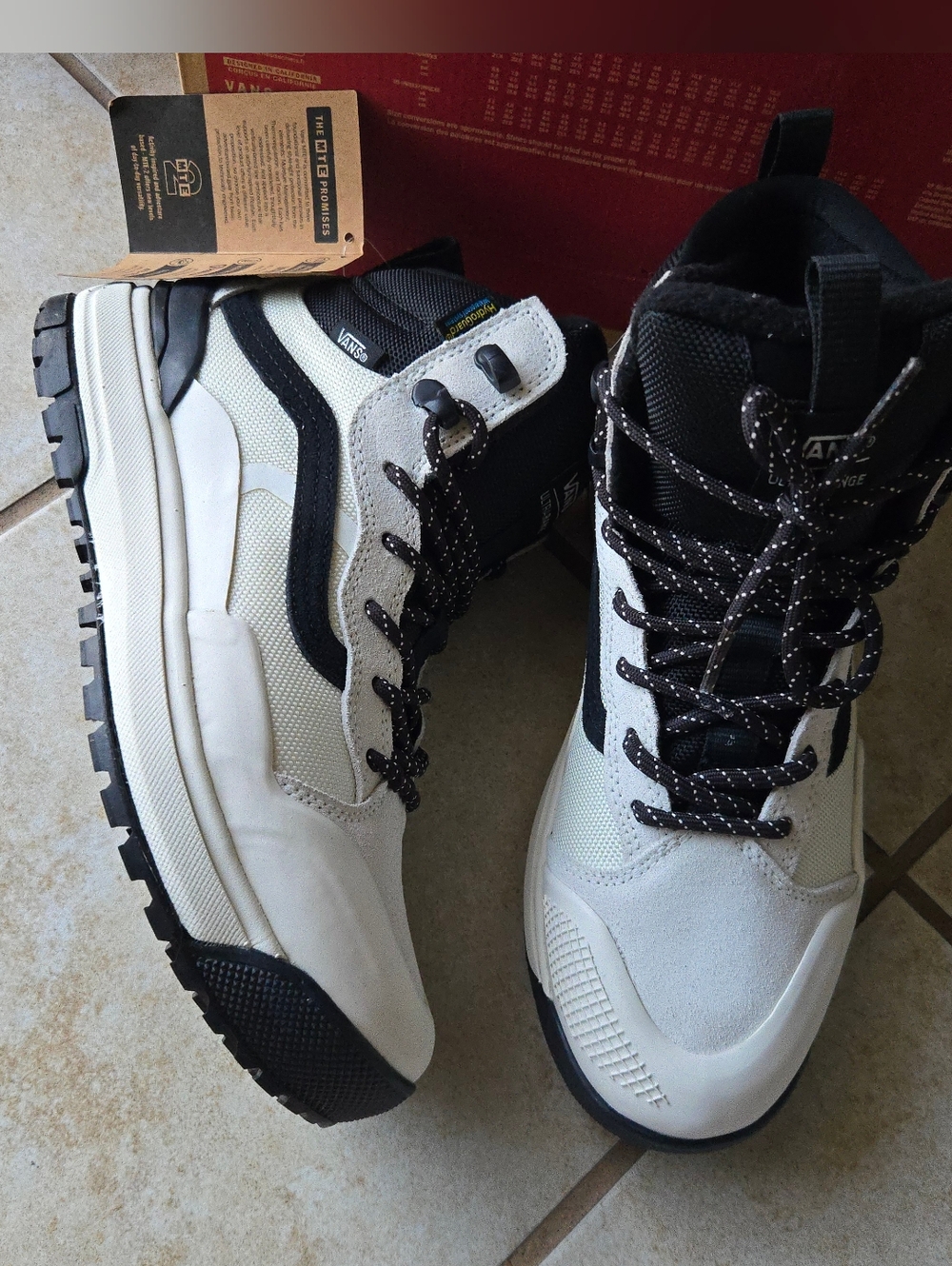 Vans Ultrarange Exi Hi Mte2 Women Size 9 Black And White Hiking Boot 042026